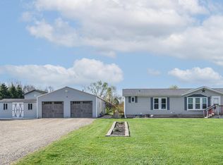 947 E Girard Rd, Quincy, MI 49082