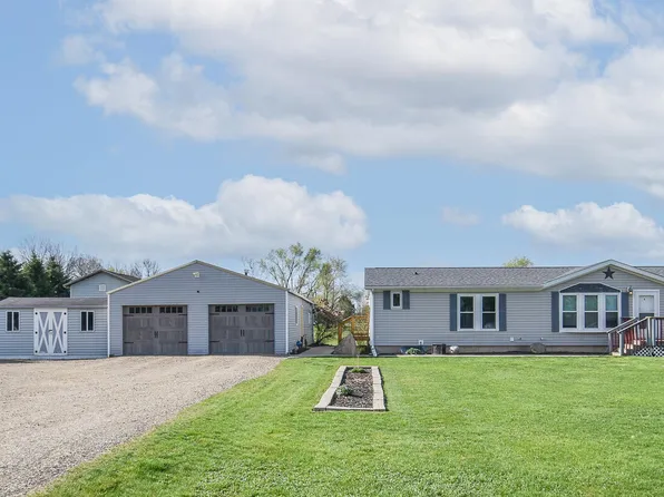 947 E Girard Rd, Quincy, MI 49082