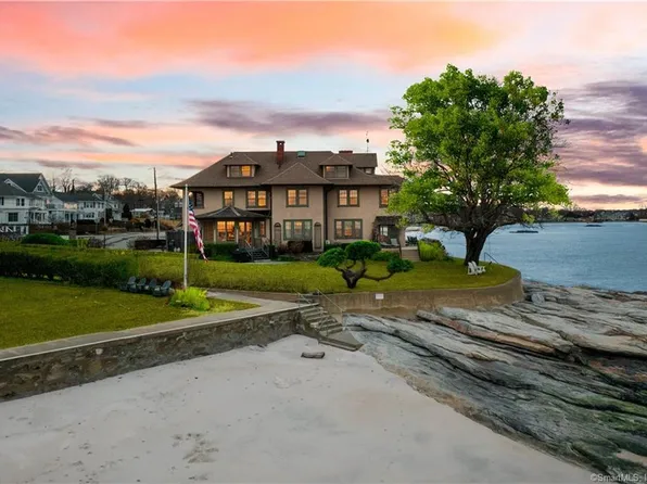 6 Mott Avenue, New London, CT 06320