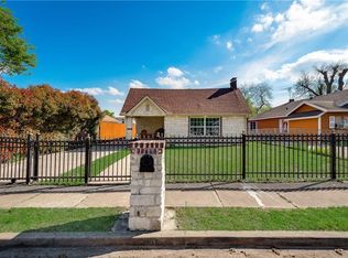 2518 Brandon St, Dallas, TX 75211
