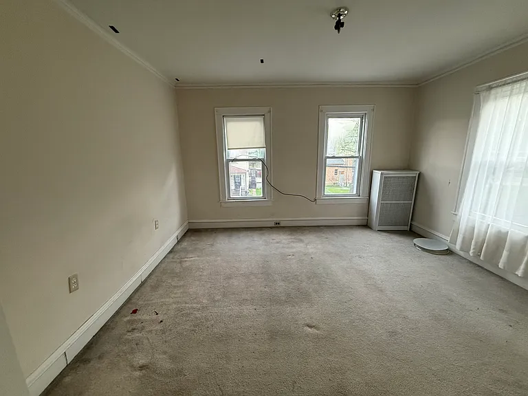 1760 Wayne Ave #1 — Photo 10