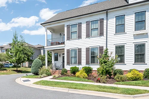 122 Mint Ave #D Photo 1