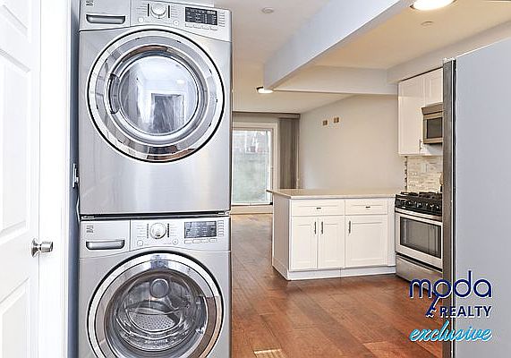 5th image of 3519 Riverdale Ave Floor 1