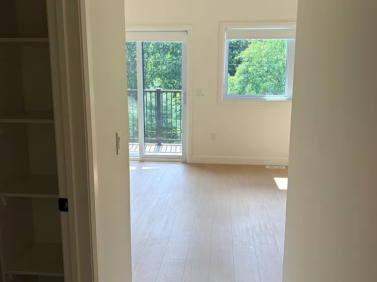 243 Bradford St #1B — Photo 10