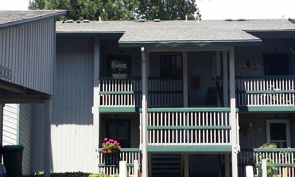 1st image of 4006 S 158th St APT E