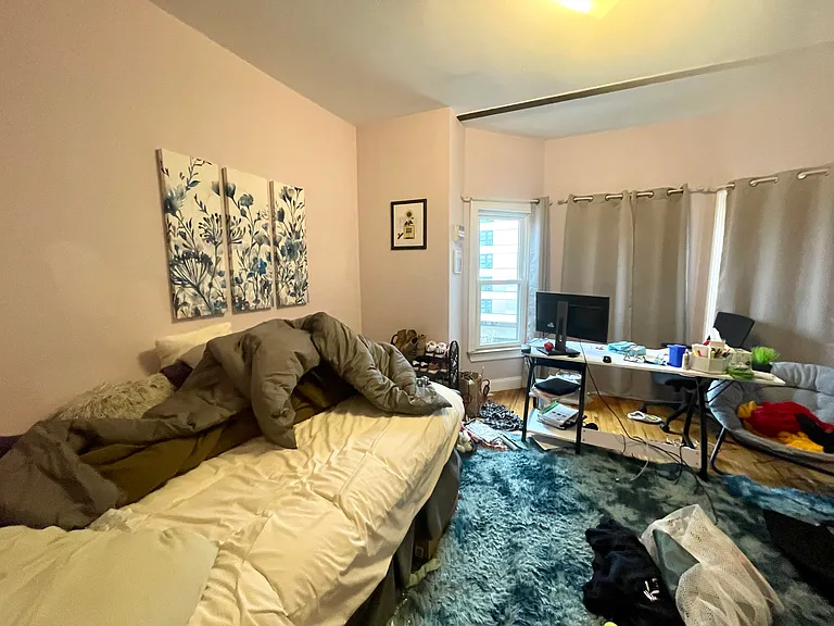 1031 Tremont St #4 — Photo 15