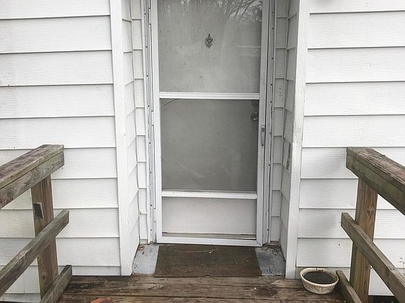 2nd image of 7609 Sunwood Dr