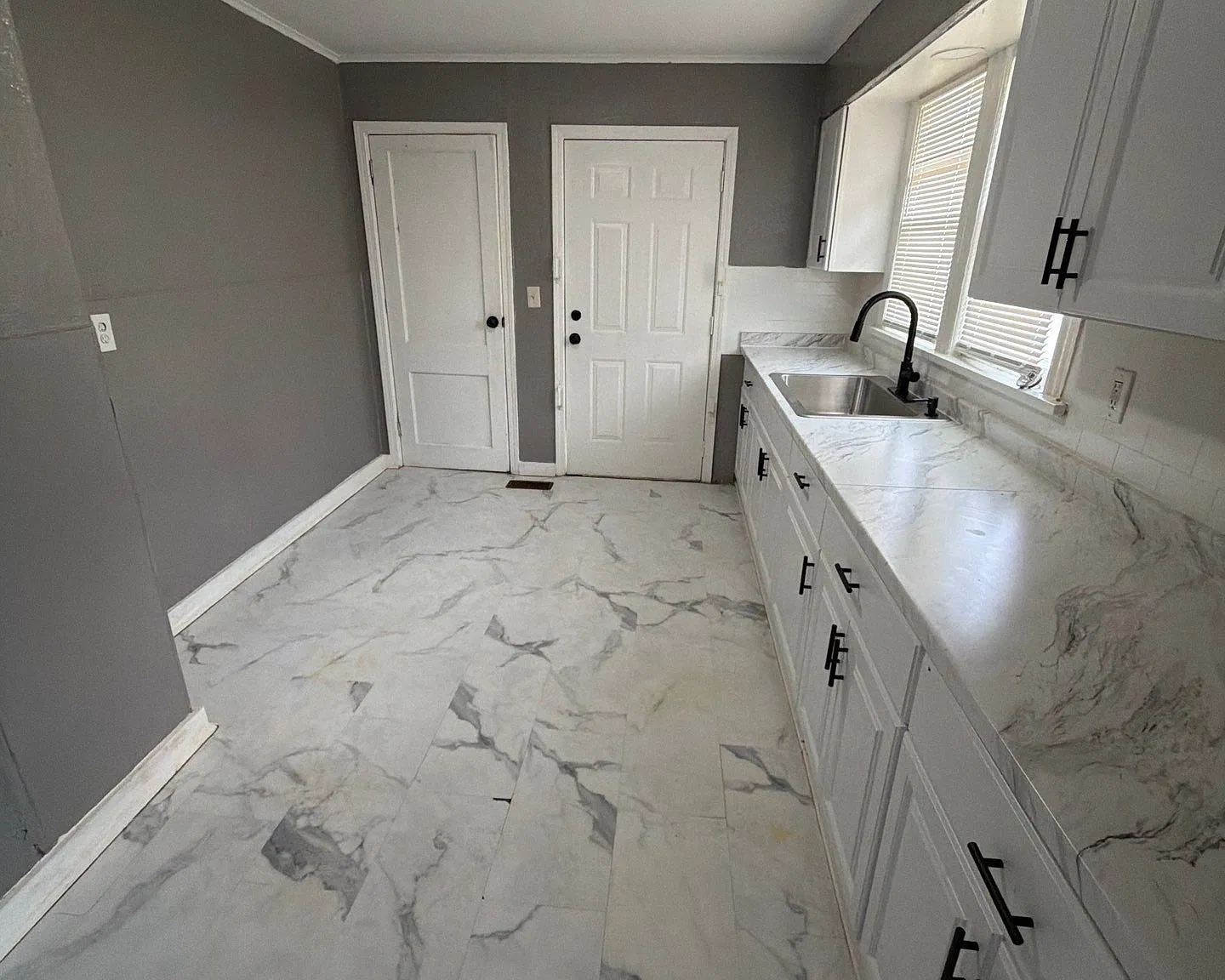 4 bed, 2.0 bath, 1128 sqft, $1,650 — Photo 1