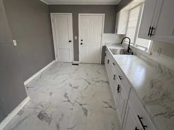 3447 Montgall Ave, Kansas City, MO 64128