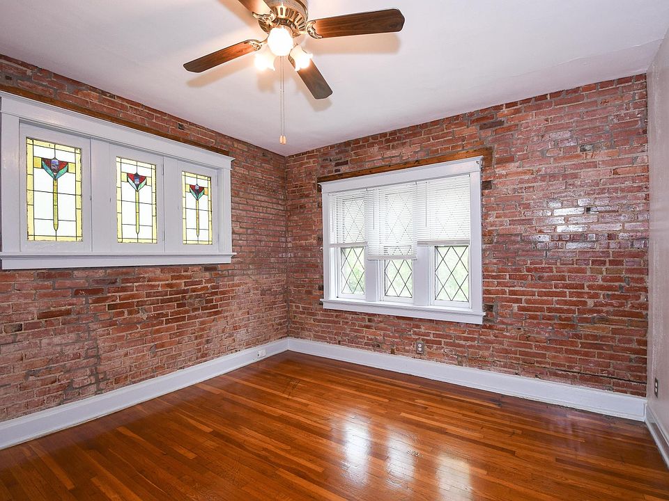 1st image of 4548 Flora Ave #2