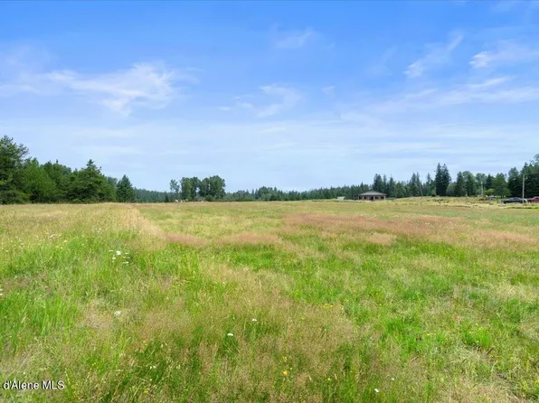 Nka Trouble Ln, Sagle, ID 83860