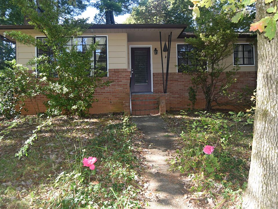 1st image of 2029 Evergreen Dr
