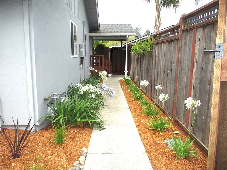 2353 17th Ave — Photo 30