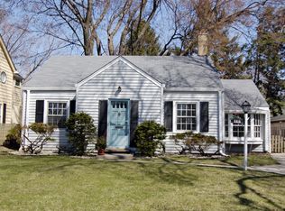 3313 Harrison St, Evanston, IL 60201