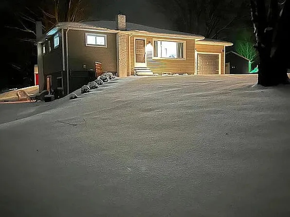 9078 Holmes Hwy, Eaton Rapids, MI 48827