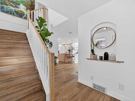 5th image of 46 NW Springbluff Blvd SW