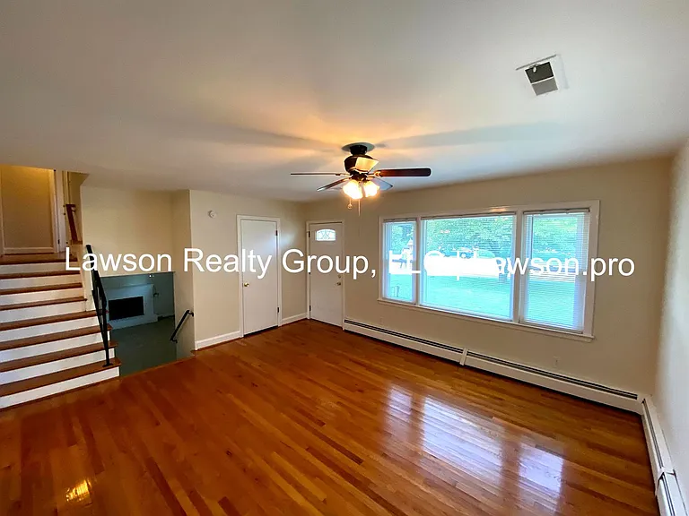 1706 Glendon Rd — Photo 5