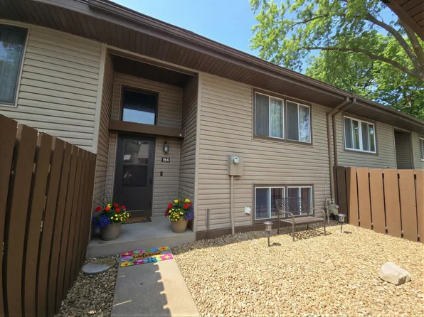 164 River Woods Ln, Burnsville, MN 55337