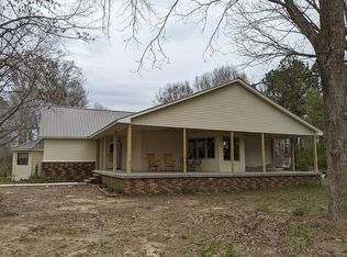 127 Sand Rock Ln, Albertville, AL 35950
