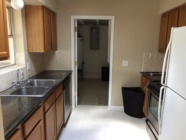 315 Par Ave — Photo 6