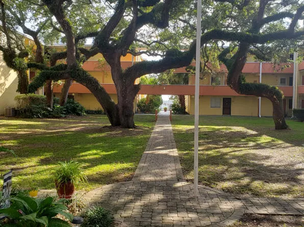 209 W Miracle Strip Pkwy APT F101, Mary Esther, FL 32569