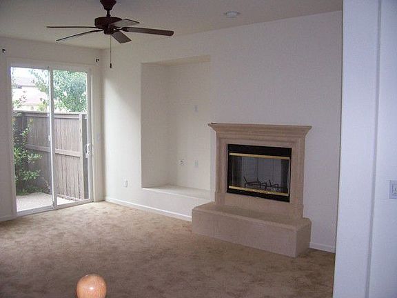 3rd image of 221 Natalino Cir