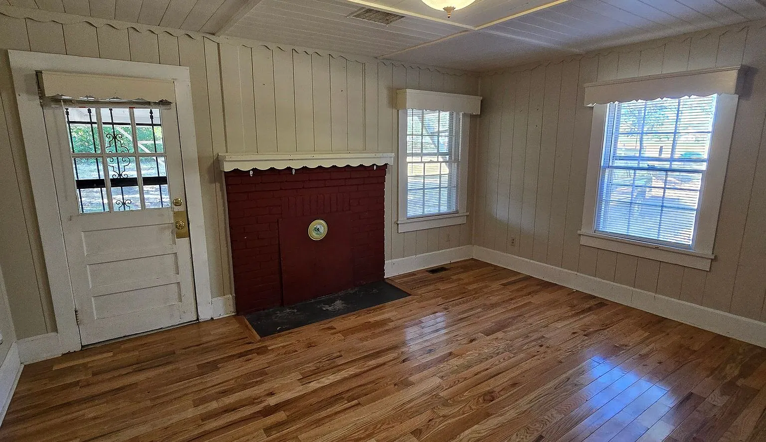 Farmhouse in the country — Photo 4