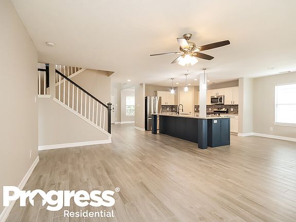 4th image of 14218 Willow Mountain Ln