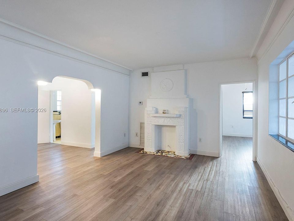 1st image of 1610 Pennsylvania Ave APT 1