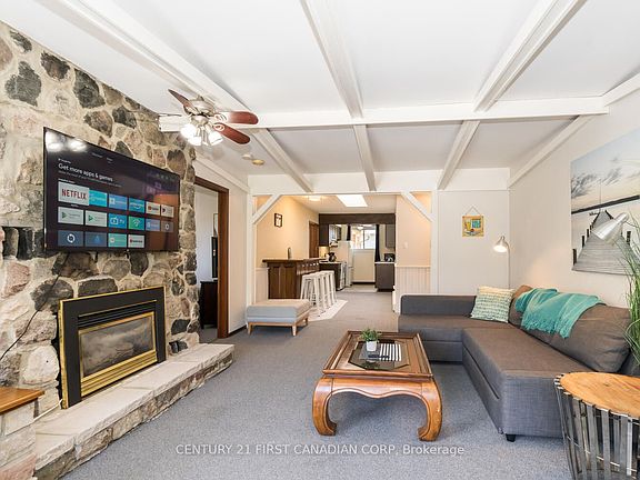 2nd image of 7585 Biddulph St