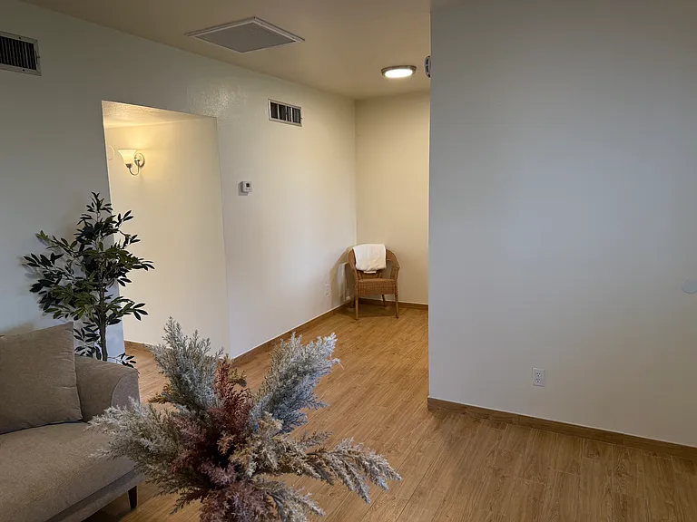Las Villas Apartments — Photo 45