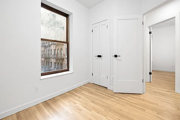 Rented by J PRESTON AND ASSOCIATES INC | media 18