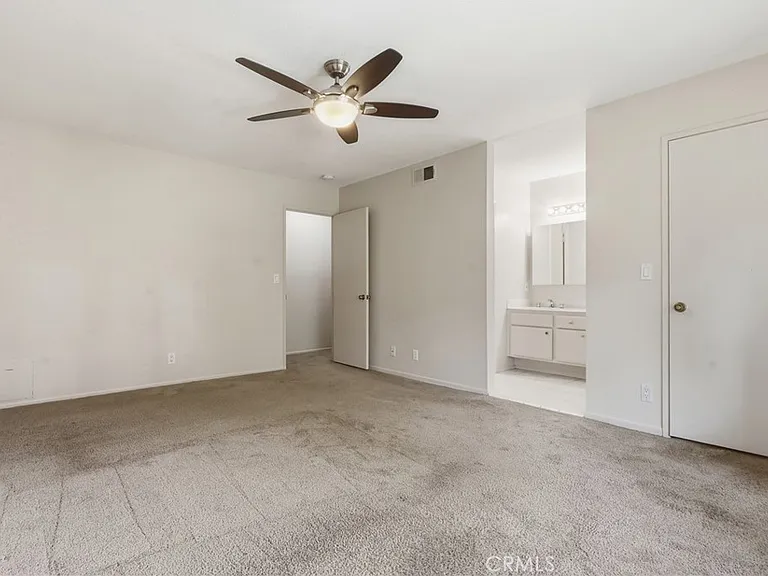 2242 Stonewood Ct — Photo 15