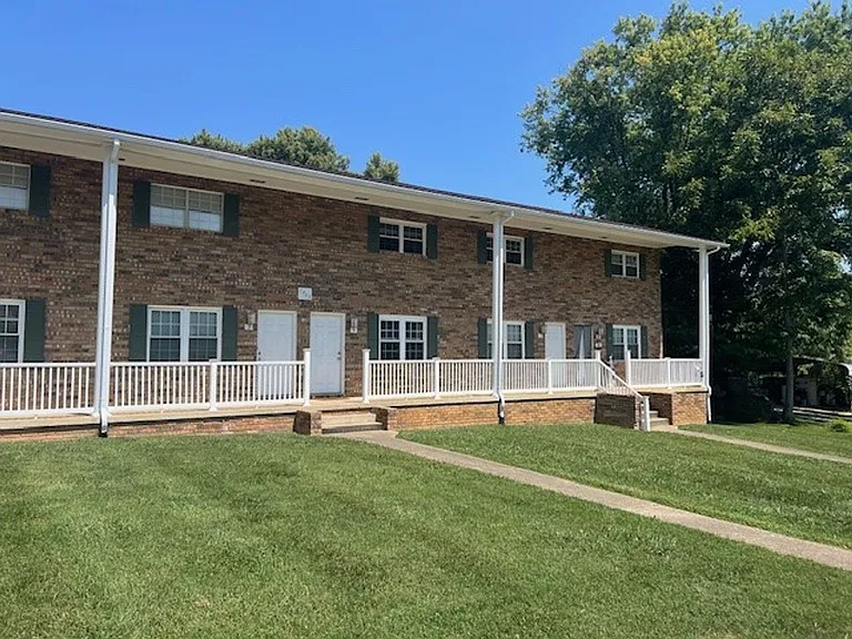 1463 Cora Ln — Photo 24