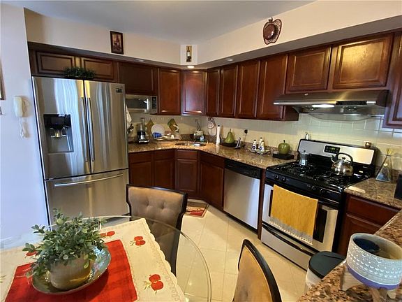 5th image of 7506 16th Ave APT 2B
