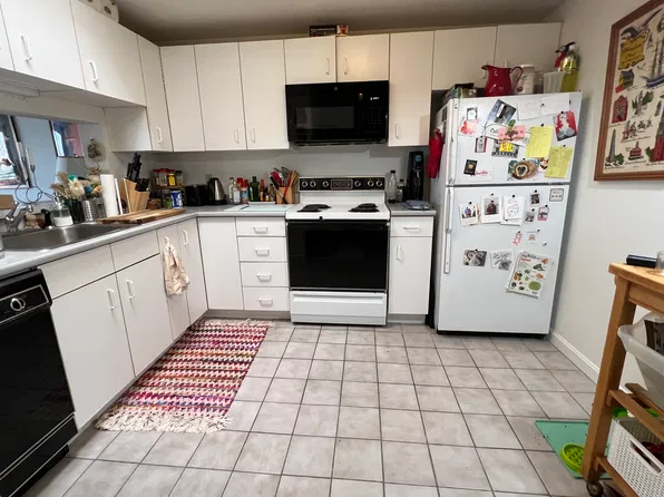 187 Beacon St, Somerville, MA