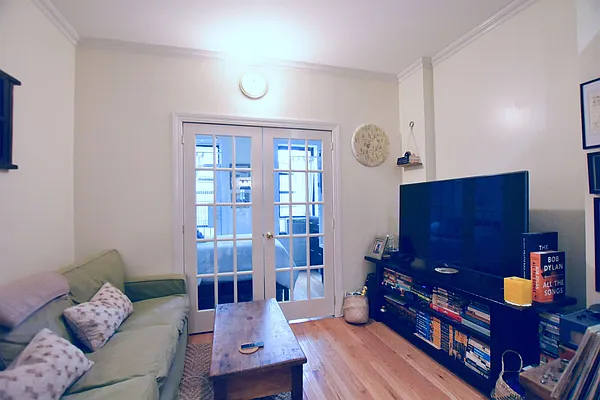 Rented by Bold New York | media 7