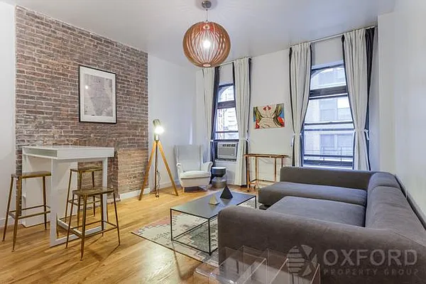 Rented by Oxford Property Group | media 35