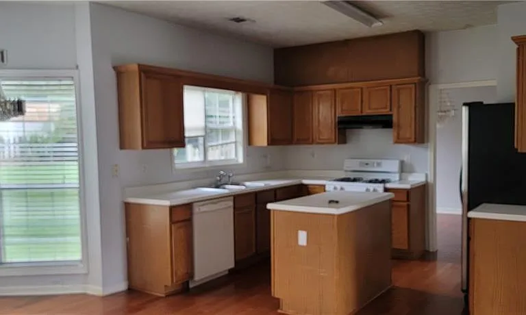 3748 Jackson Bluff Dr — Photo 5