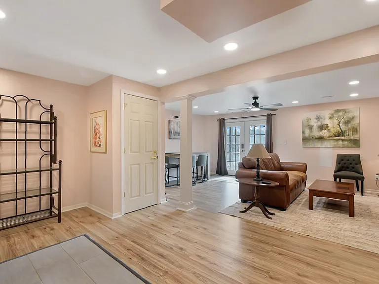12614 Bay Tree Way #B — Photo 7