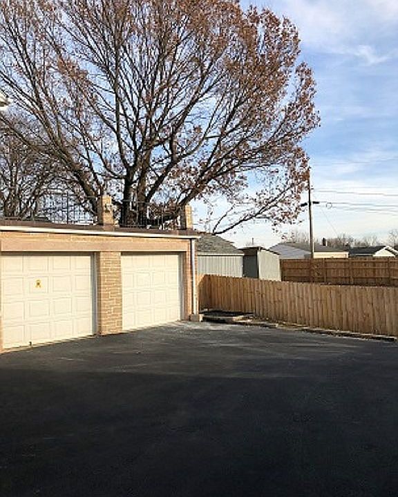 2nd image of 1742 E Caracas Ave