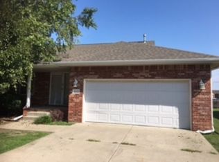 8618 E 44th St N, Wichita, KS 67226