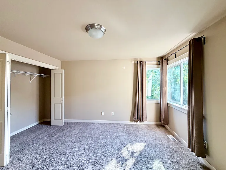 27142 SE 13th St — Photo 30