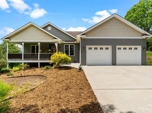 169 Justice Ridge Rd, Candler, NC 28715