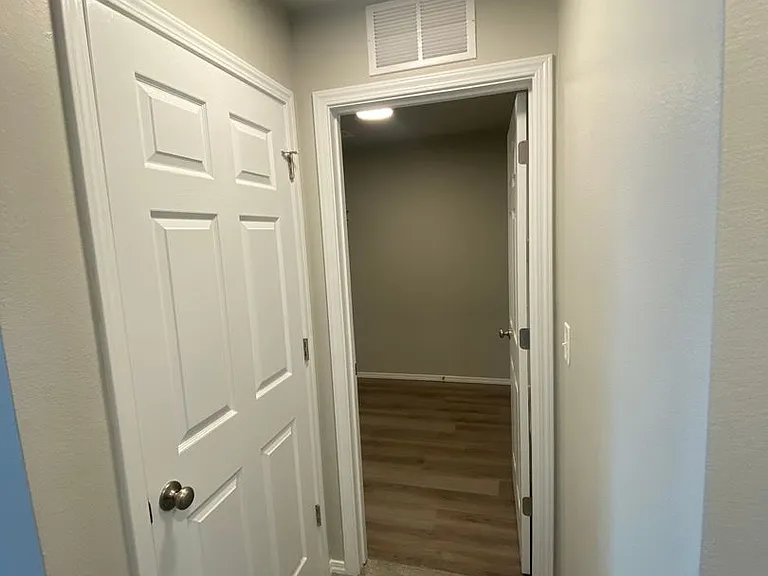 5214 Clearfield Ct — Photo 38