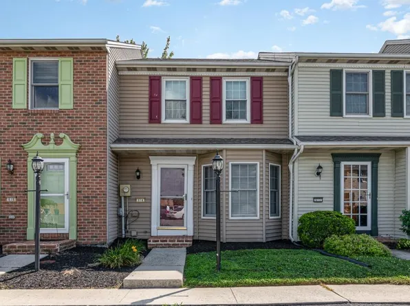 614 Park Ridge Dr, Mechanicsburg, PA 17055