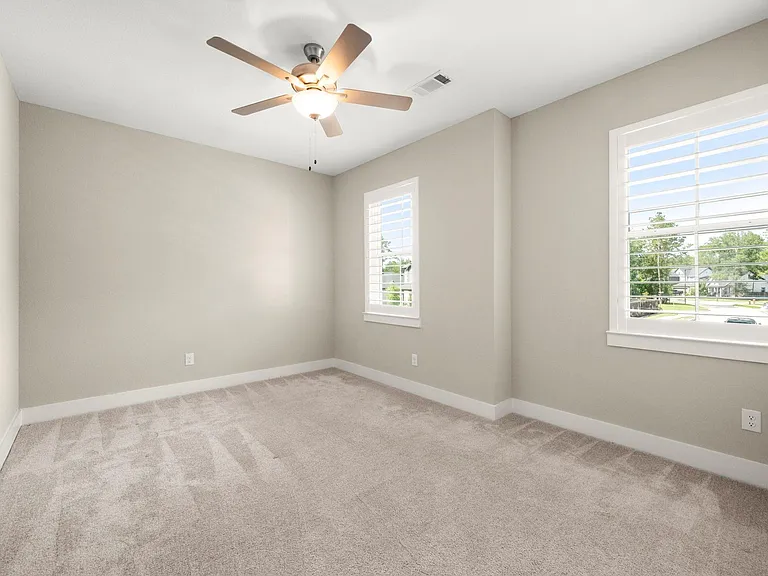 311 Pilazzo St — Photo 29