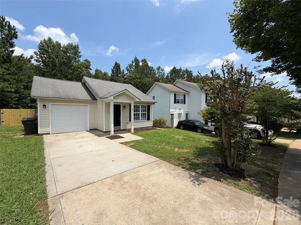 4160 Broadstairs Dr SW, Concord, NC 28025