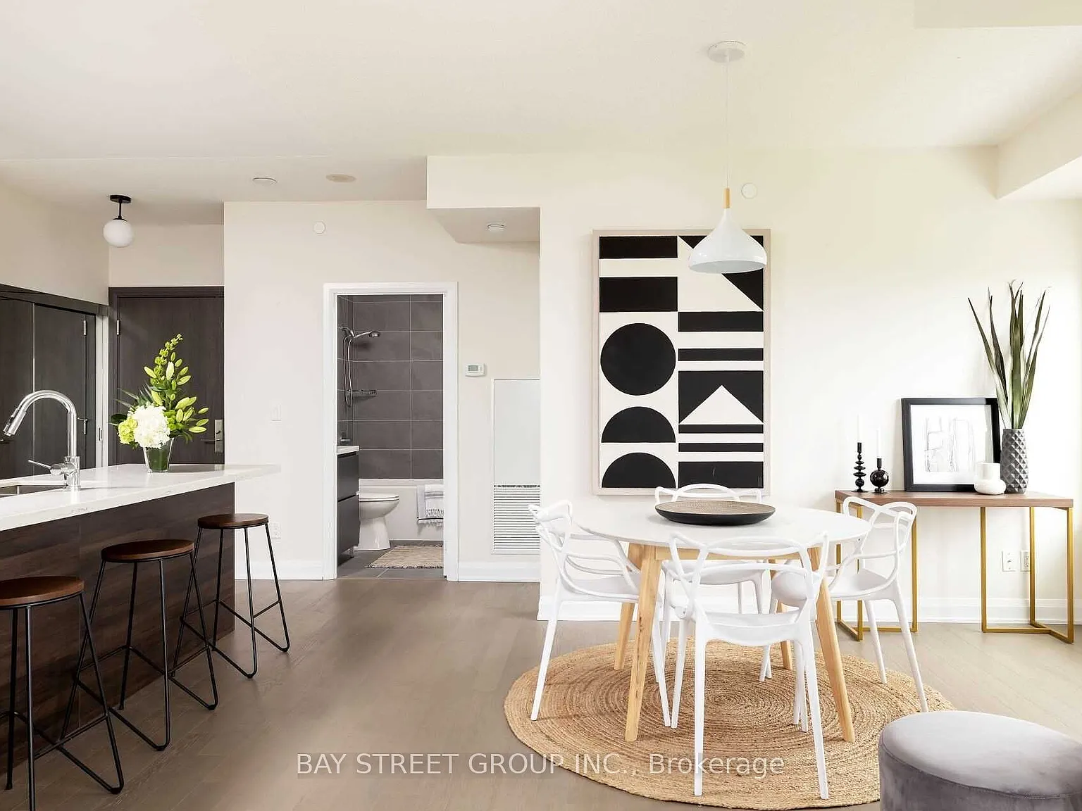 2 bed, $3,350 — Photo 4