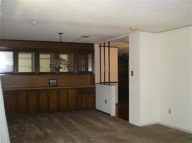 1st image of 5001 South Dr